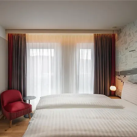 Intercityhotel * Хайдельберг